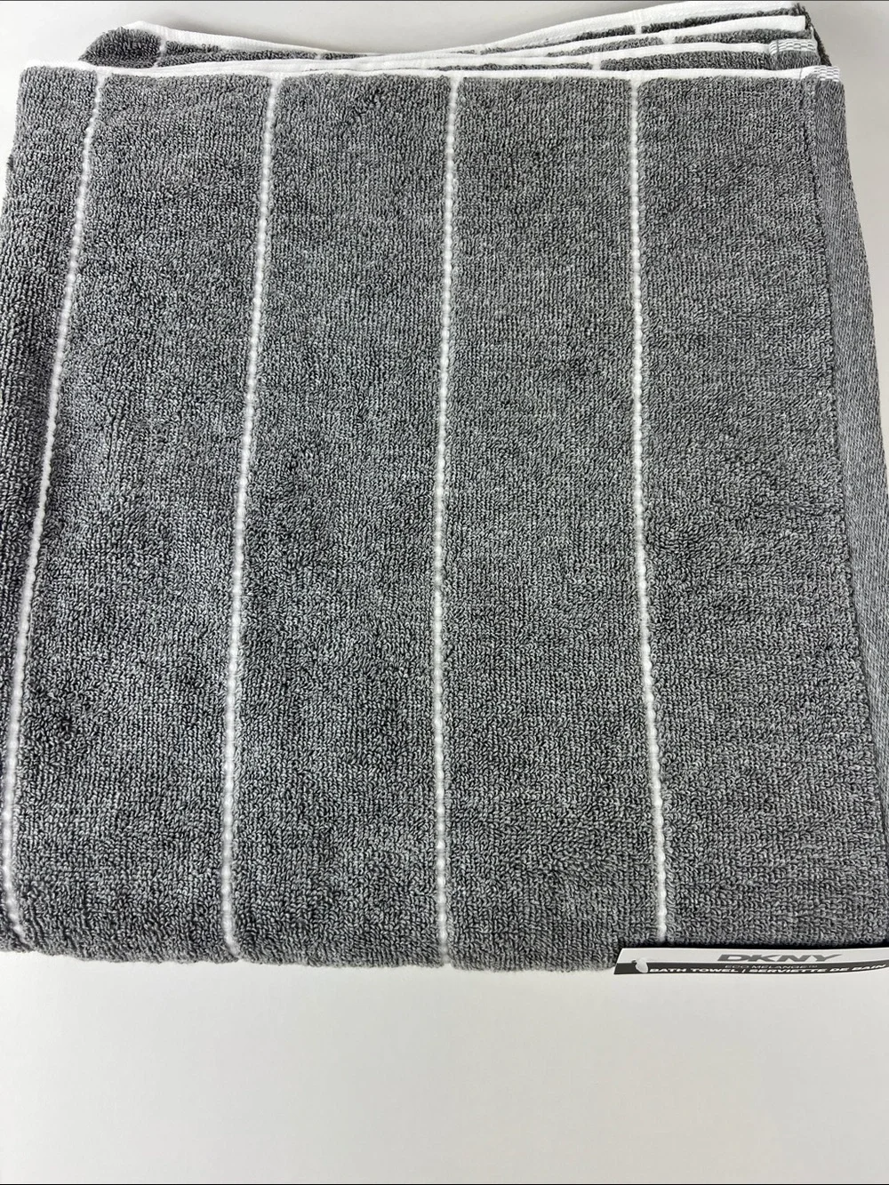 DKNY Eco Melange Bath Towels Medium Gray White Stripe Soft Cotton Set of 2 NEW